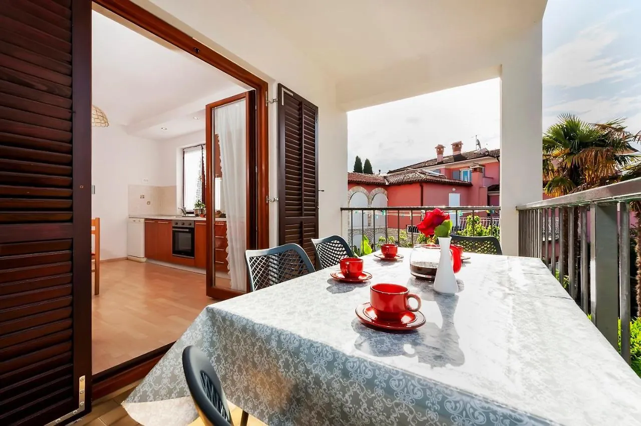 Room And Apartments Mimi Rovinj Croacia