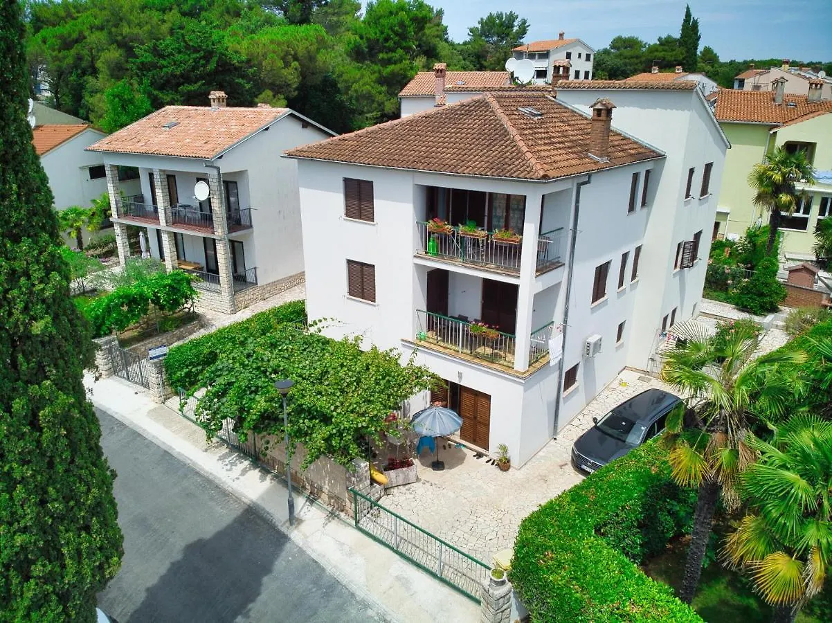 Room And Apartments Mimi Rovinj Croacia